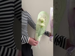 Satu tas bunga selesai, karangan bunga mawar, Hari Valentine dan Hari Guru hadiah untuk f terbaik