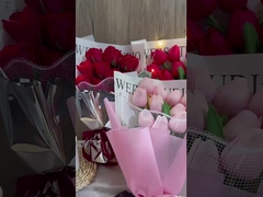 Natal mawar dan tulip bunga buatan karangan bunga pengakuan ulang tahun produsen hadiah grosir