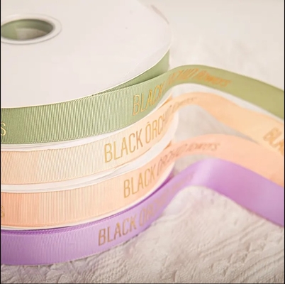 Beli Paket Hadiah Custom yang Berkelanjutan Ribbon Wrap dengan Gold Foil 3D Embossed Logo Print online manufacture
