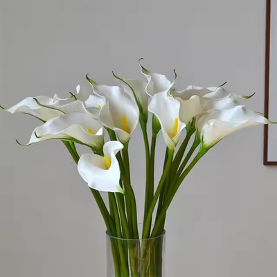 Harga yang bagus Kualitas tinggi Real Touch EVA Bunga buatan Putih Calla Lily untuk Meja Pusat Piece Pernikahan Pesta Dekorasi Rumah on line