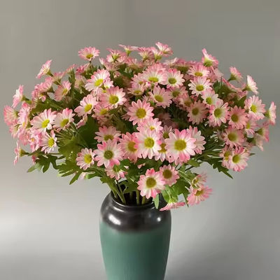 Beli Marguerite Flower Daisy Bouquet Sutra Bunga Daisy buatan Bunga Valentine Bunga Dekorasi Pernikahan Chamomile pembuatan online