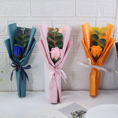Beli Trans-perbatasan jual panas bunga matahari eukaliptus karangan bunga tunggal, Hari Guru hadiah, bunga sabun guru, Hari Valentine promosi karangan bunga online manufacture