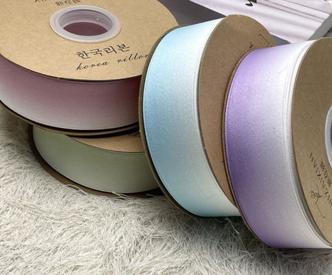Harga yang bagus 4cm Gradient Color Ribbed Tape Double-Sided Printed Ribbon Bahan ramah lingkungan untuk DIY Bow Hair Aksesoris Pakaian Kepala on line