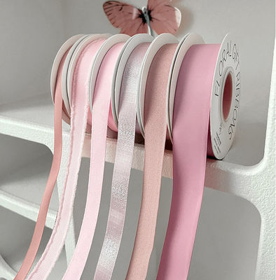 Beli Kemasan Aksesori Rambut Hadiah dengan Rangkaian Bunga Pita Memori Merah Muda dengan Buket DIY Buatan Tangan pembuatan online