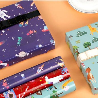 Harga yang bagus Teknologi Pencetakan Digital Gifts Wrap Paper Roll With Matte Surface Finish on line