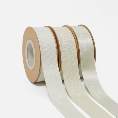Harga yang bagus Ribbon Custom Embossed untuk Kemasan Kerajinan Polyester Berkelanjutan Glitter Satin Grosgrain on line