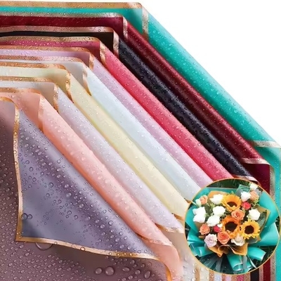 Harga yang bagus Warna-warni Waterproof Emas Edge Florist Wrapping Paper untuk Bungkus Bungkus 58 * 58cm on line