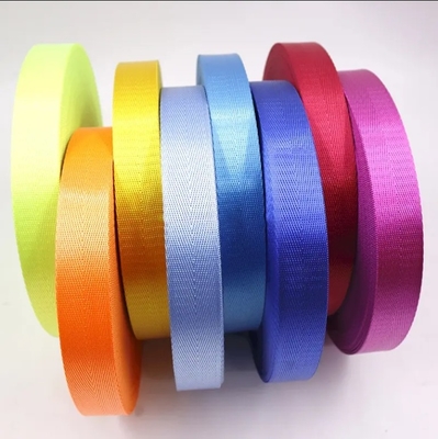 Harga yang bagus High Tenacity Custom Woven Nylon Herringbone Ribbon untuk Gift Packaging 30X30X30 cm on line