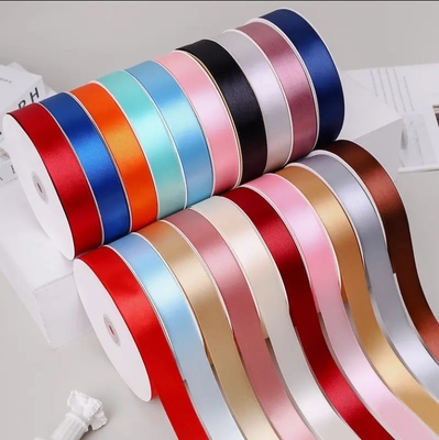 Harga yang bagus Dekorasi Satin Ribbon Roll Custom Printed untuk Double Face dan Single Face Gift Wrap on line