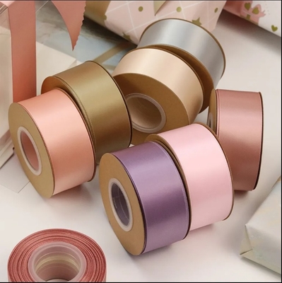 Harga yang bagus Custom Double Side Satin Wrap Ribbon Sustainable Decoration Ribbon Ivory Ungu on line