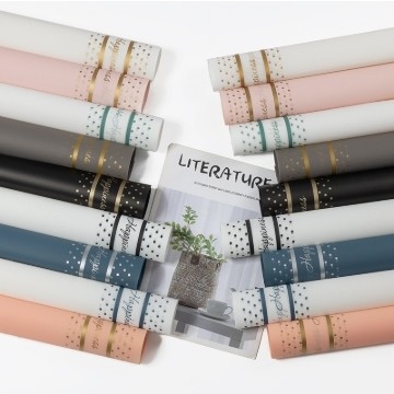 Harga yang bagus Kertas bungkus bunga tahan air bahan toko bunga kecil cantik kertas korea buket bunga kertas mawar bahan bungkus kertas on line