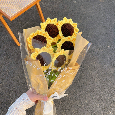 Harga yang bagus Handmade Crochet Tulip Bouquet Kit DIY Menenun Benang Bunga Hadiah Valentine untuk Pacar Hadiah Guru on line