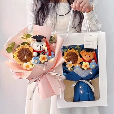 Harga yang bagus Lulusan Bear Sunflower Knit Bouquet Set Kreatif Handmade Hadiah Benang Bunga Hadiah untuk Guru Hadiah Ulang Tahun on line