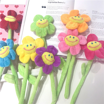 Harga yang bagus Buket Bunga Matahari Berwarna-warni Kreatif Bunga Tirai Mawar Klip Plush Boneka Pernikahan Toss Set Hadiah dengan Desain Plush on line