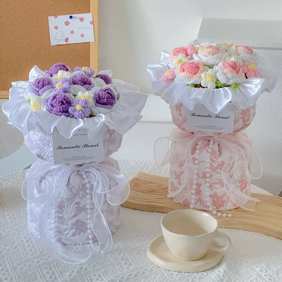 Harga yang bagus Qixi Festival Hadiah Knitted Bunga Mawar Buket Mawar Gradien Hadiah untuk Pacar pada Hari Valentine on line