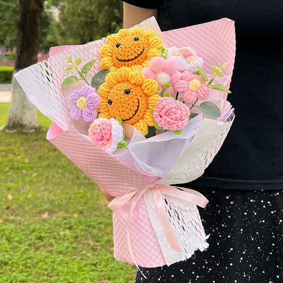 Harga yang bagus Wajah tersenyum Bunga matahari dan bunga matahari biasa Buket bunga wol Produk jadi Ulang tahun dan Hari Valentine Hadiah Bunga rajutan buatan tangan Grosir lintas batas on line