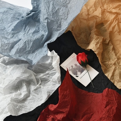 Harga yang bagus Grosir buket bunga, kertas bungkus bunga, kertas yang digulung tangan, kertas pleated, kertas berkerut, seni bunga, toko bunga, kertas berbentuk, lapisan dalam dan kertas kemasan on line