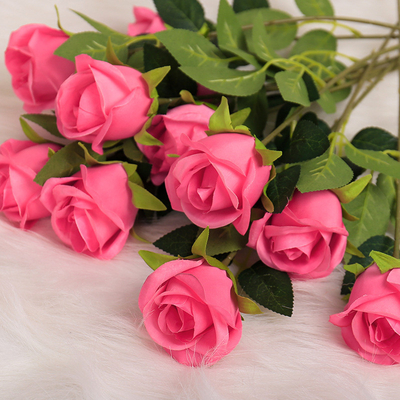 Harga yang bagus Bunga gunung salju buatan mawar merah tunggal bunga buatan pernikahan rumah dekorasi hari valentine karangan bunga buatan on line