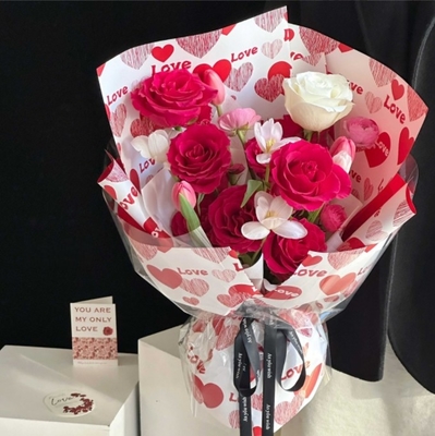 Harga yang bagus Hari Valentine, cinta di hati, kertas Yuyin, karangan bunga, kertas kemasan tebal tahan air, kertas seni bunga, bahan kemasan toko bunga on line