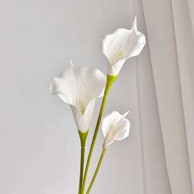 Harga yang bagus Calla lily bunga buatan dekorasi meja makan rumah, dekorasi bunga ruang pernikahan dan foto alat peraga on line