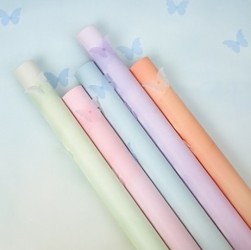 Harga yang bagus Kertas Pembungkus Bunga Tahan Air Hari Valentine Partysu 57*57cm dengan Desain Kupu-kupu on line