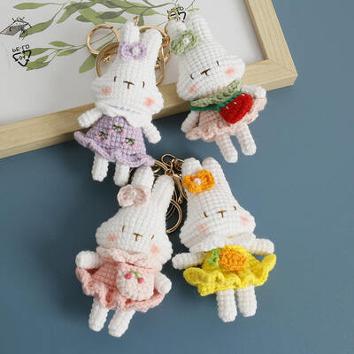 Harga yang bagus Keychain kelinci rajutan buatan tangan Wool cantik rajutan bunga boneka buatan tangan item dekoratif yang indah on line