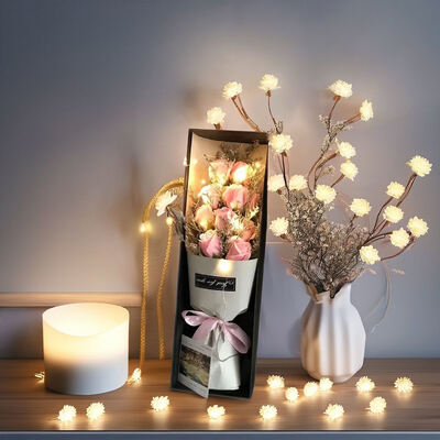 Harga yang bagus Bunga Sabun buatan berkualitas tinggi Buket dengan lampu LED untuk 2026 Hari Valentine Hari Ibu Halloween Kothak Hadiah Lulusan on line