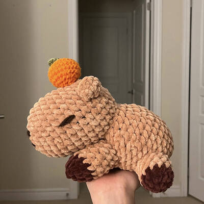 Harga yang bagus Custom Capybara Knitted Toy Soft Lifelike Rodent Animal Toys Crochet Handmade Plush Toy Doll on line