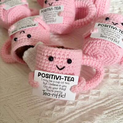 Harga yang bagus Boneka Amigurumi Bebek Perawat Rajutan Buatan Tangan Mainan Buatan Dukungan Positif untuk Wisuda Natal Tahun Baru Paskah on line