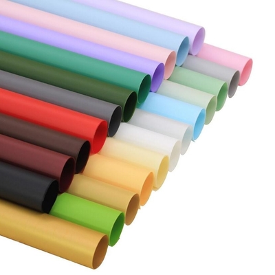 Harga yang bagus Film Plastik Kertas Pembungkus Bunga Permukaan Matt 58cm * 58cm on line